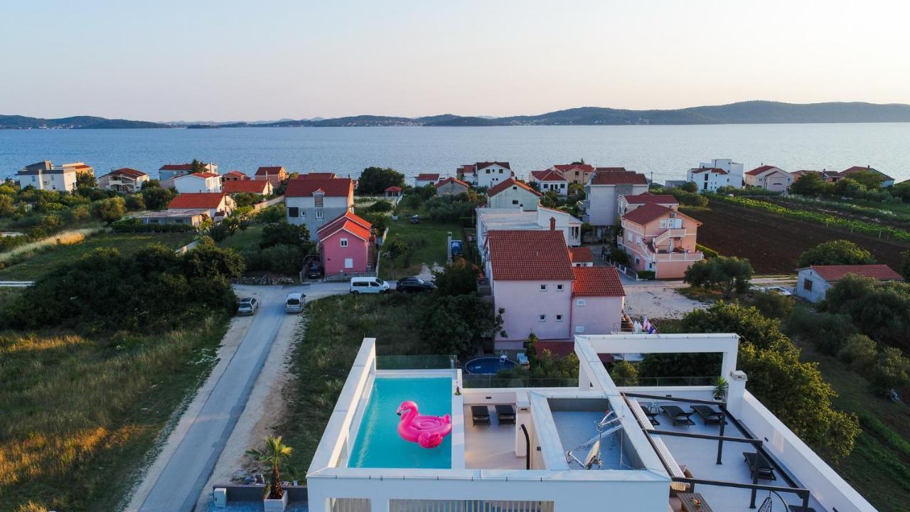 Luxury Apartments La Perla Бибине Екстериор снимка