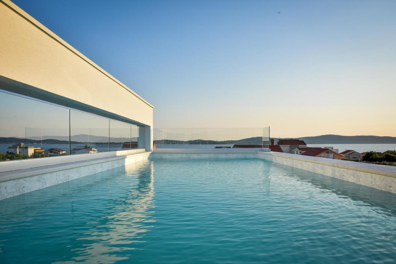 Luxury Apartments La Perla Бибине Екстериор снимка