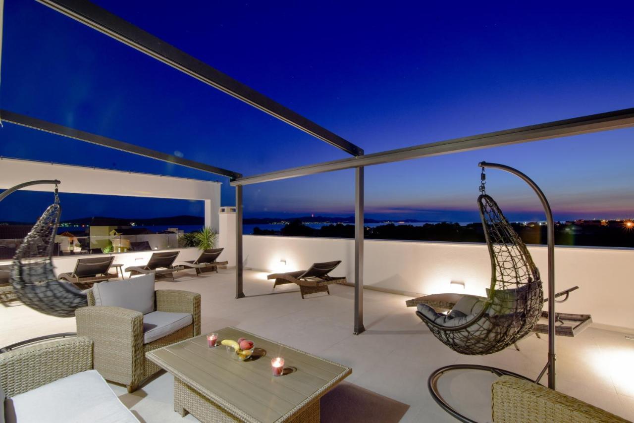 Luxury Apartments La Perla Бибине Екстериор снимка