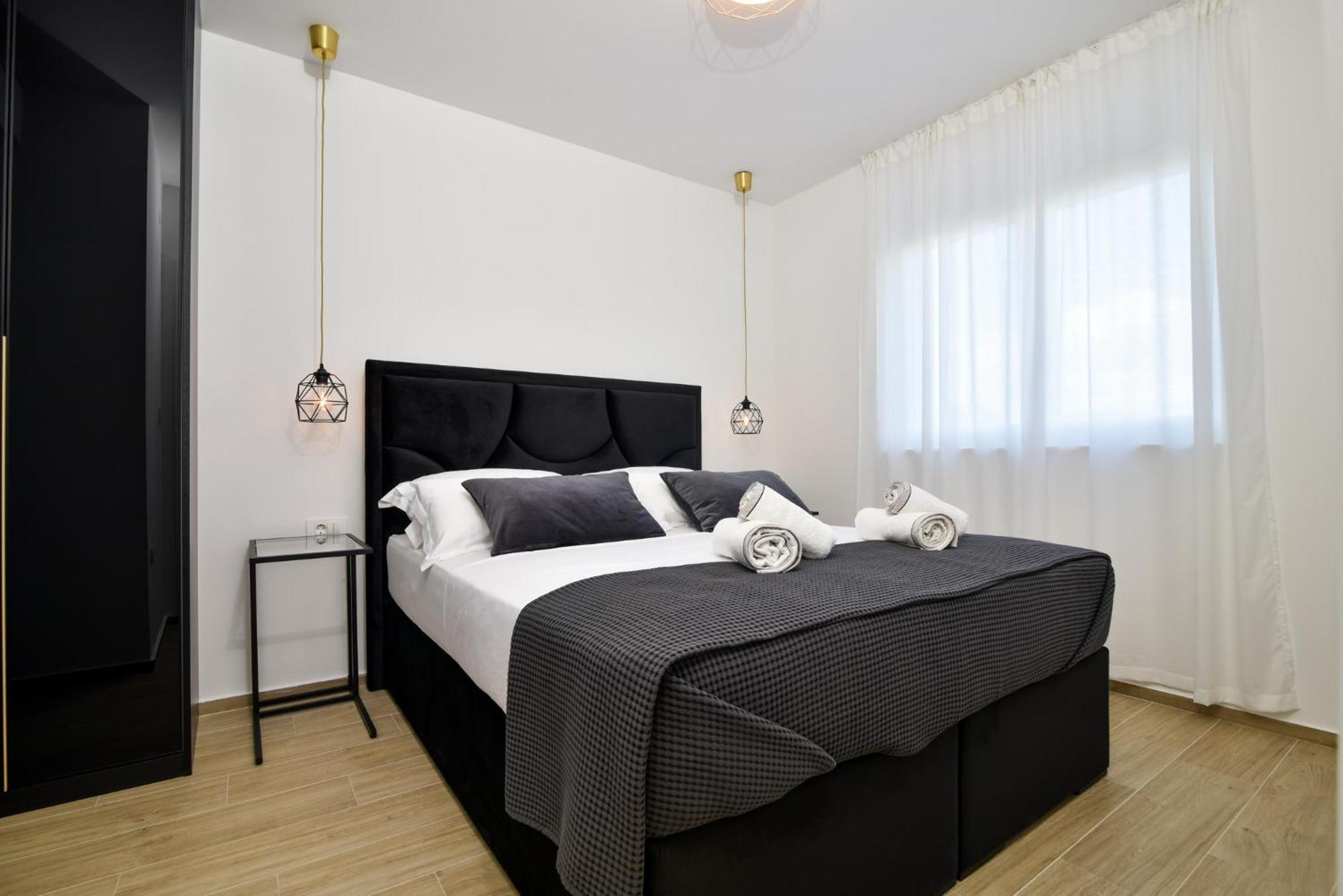 Luxury Apartments La Perla Бибине Стая снимка