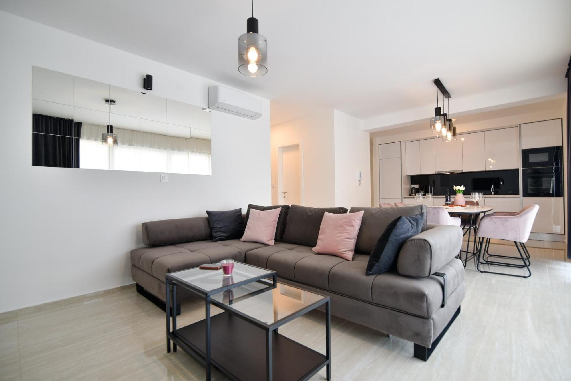 Luxury Apartments La Perla Бибине Стая снимка